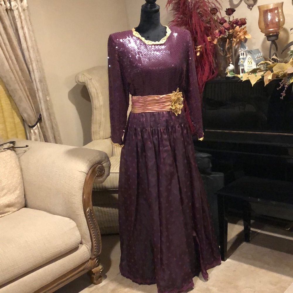 Vintage SAKS FIFTH AVENUE LIANCARLO  Sequined A-Lined Gown Occasion Dress Sz 10